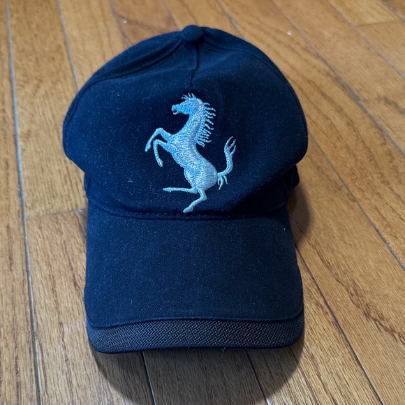 Vintage Ferrari Black Hat with Silver Emblem - Picture 1 of 6